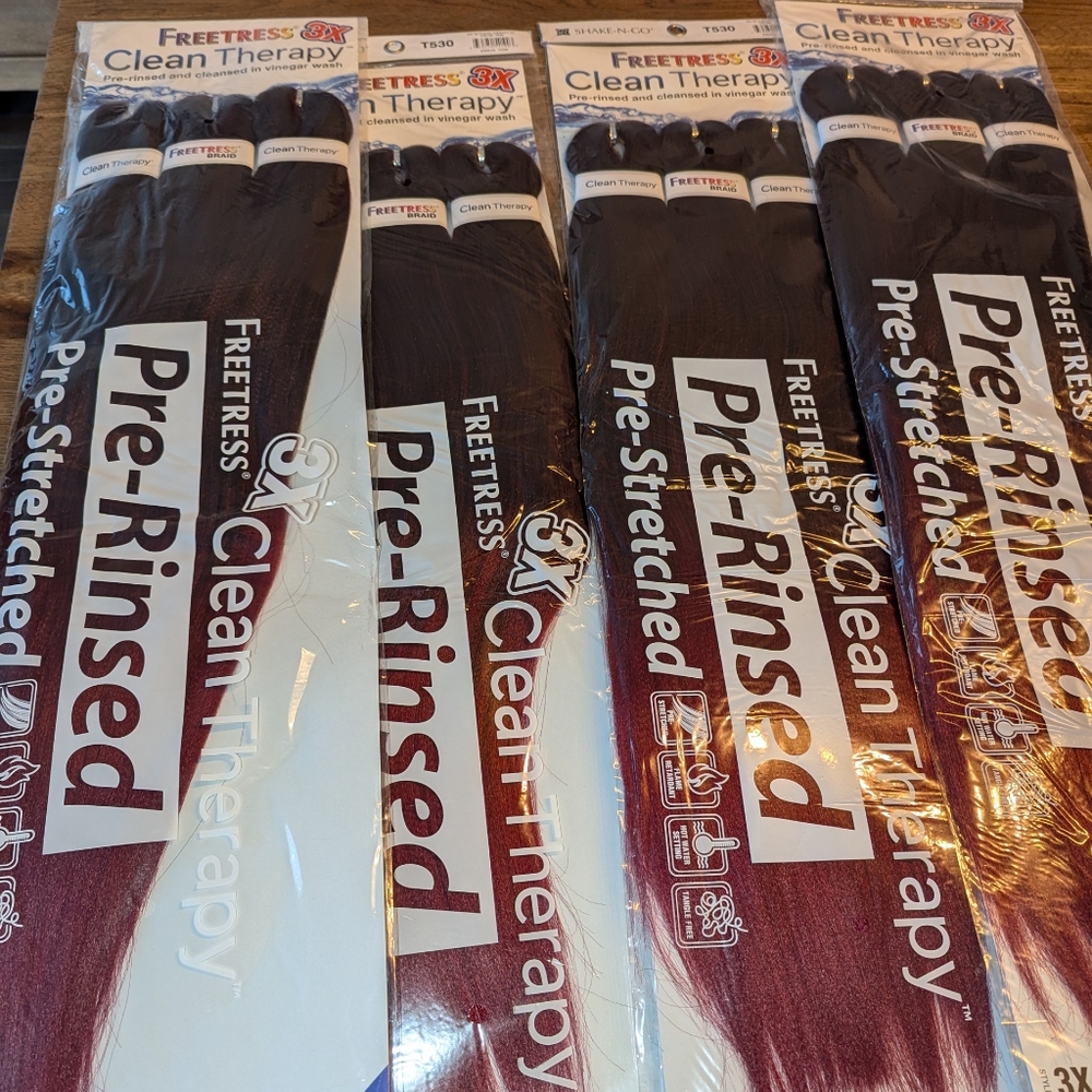 Crochet  braid 20 inches extension , burgundy red